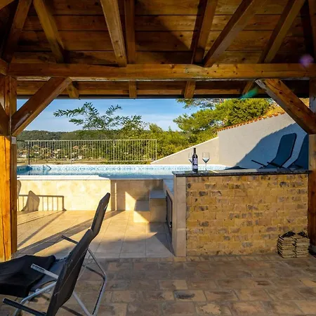 Sandra * Supetarska Draga