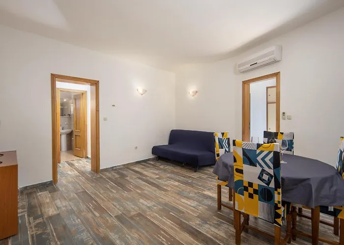 Sandra * Supetarska Draga